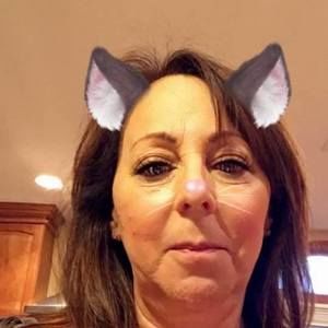 Meet your Posher, Lynne